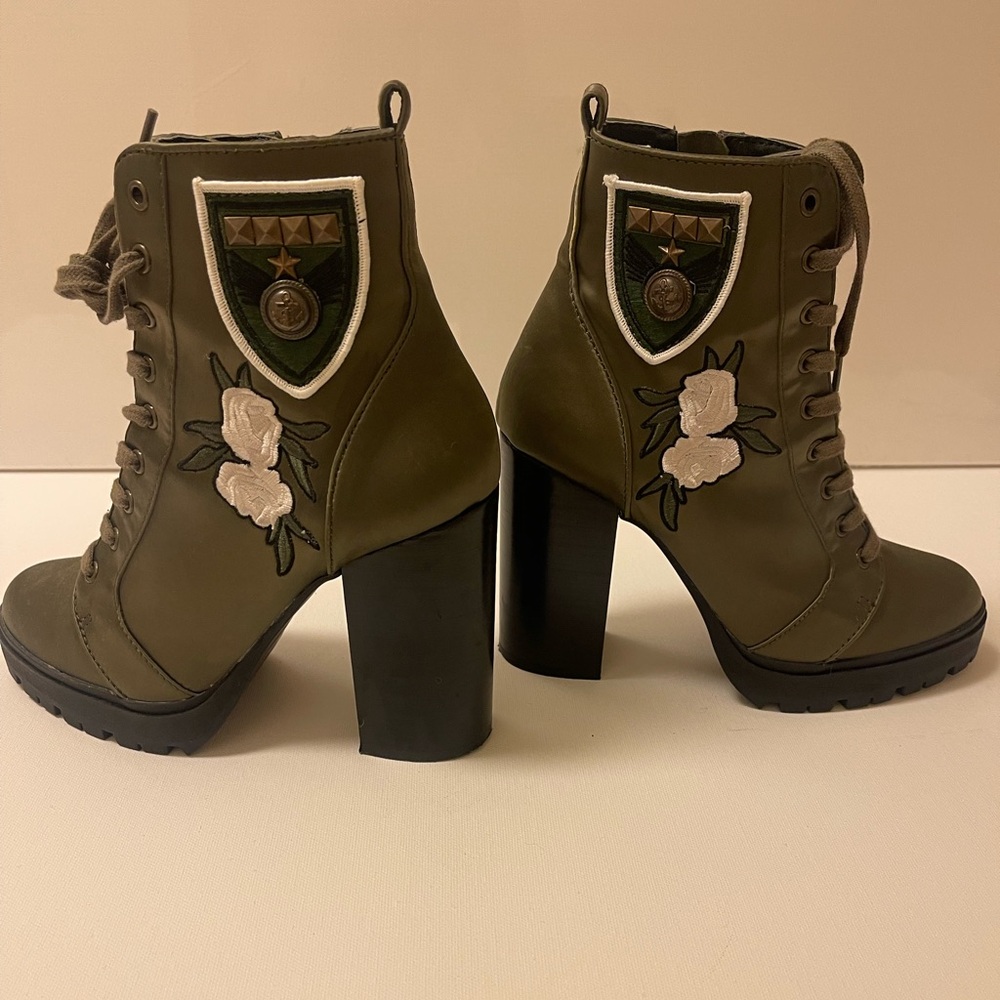 Steve Madden heels boots 7.5